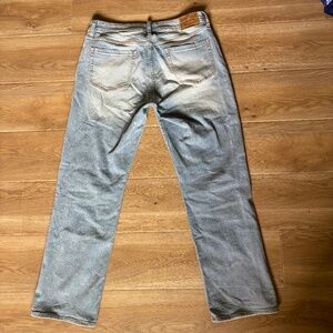 Benny Gold Denim Jeans • Modern Era Streetwear • Light Blue Faded Wash • Classic